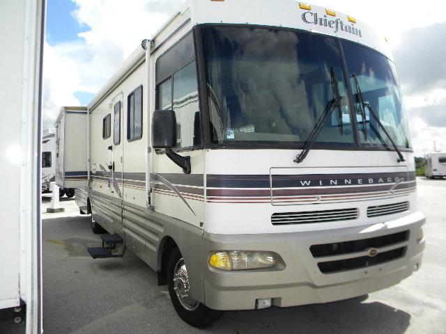 Used 1999 Winnebago Chieftain 35U Class A - Gas For Sale